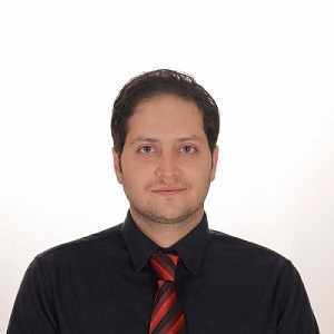 دكتر مصطفي مافي