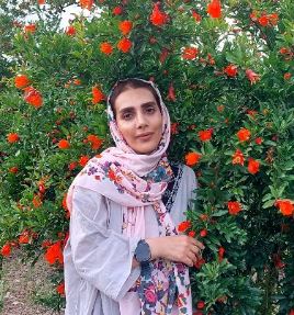 نرگس شاهینی