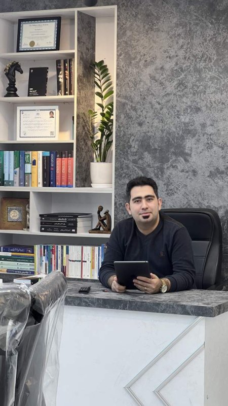 سالار باغ پرور