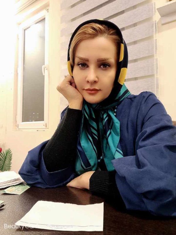 نسترن علیزاد