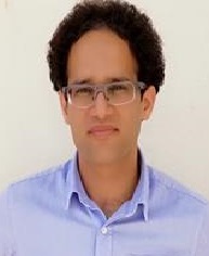 دکتر منوچهر دلاکی