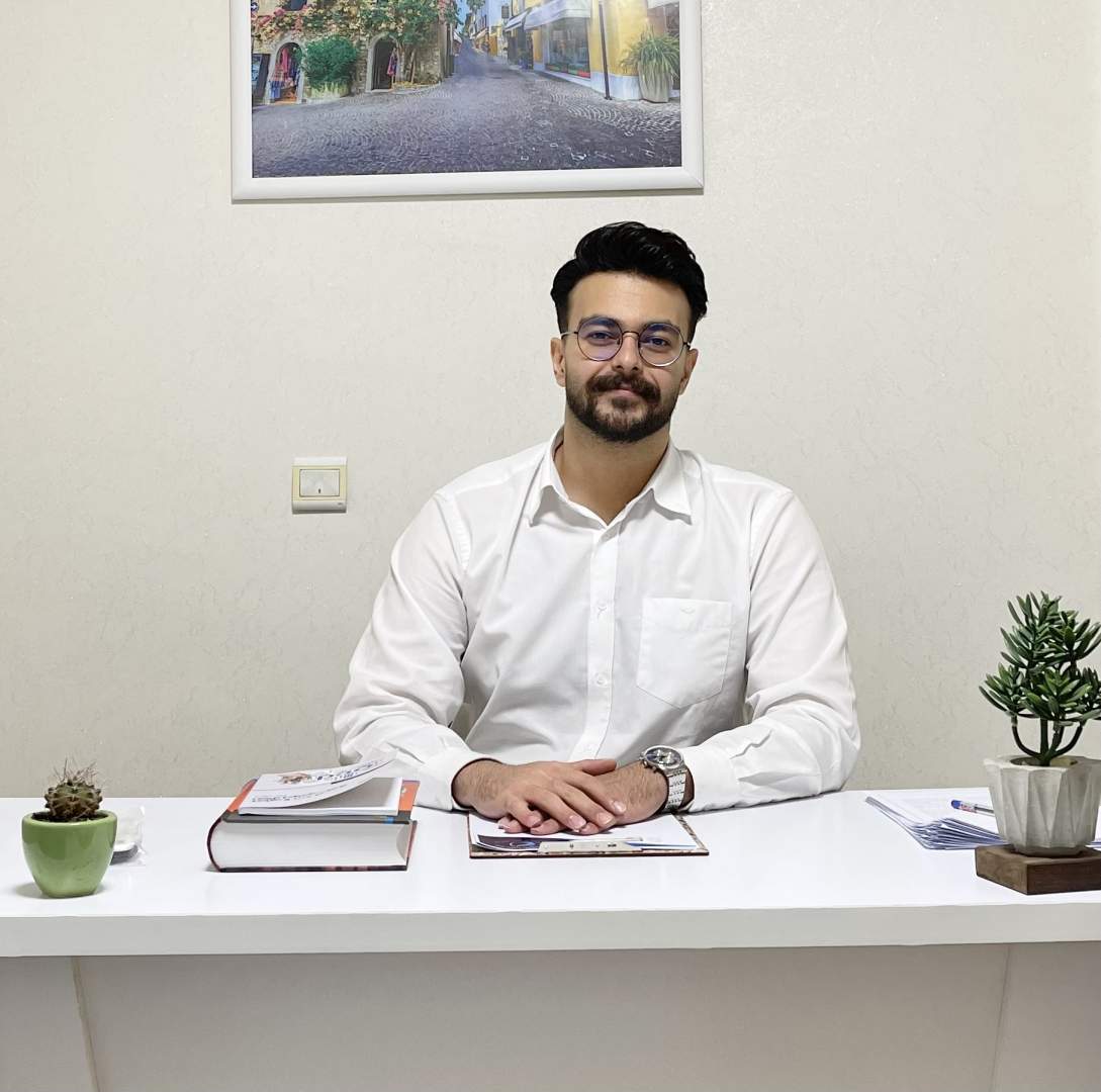 دانیال علیزاده